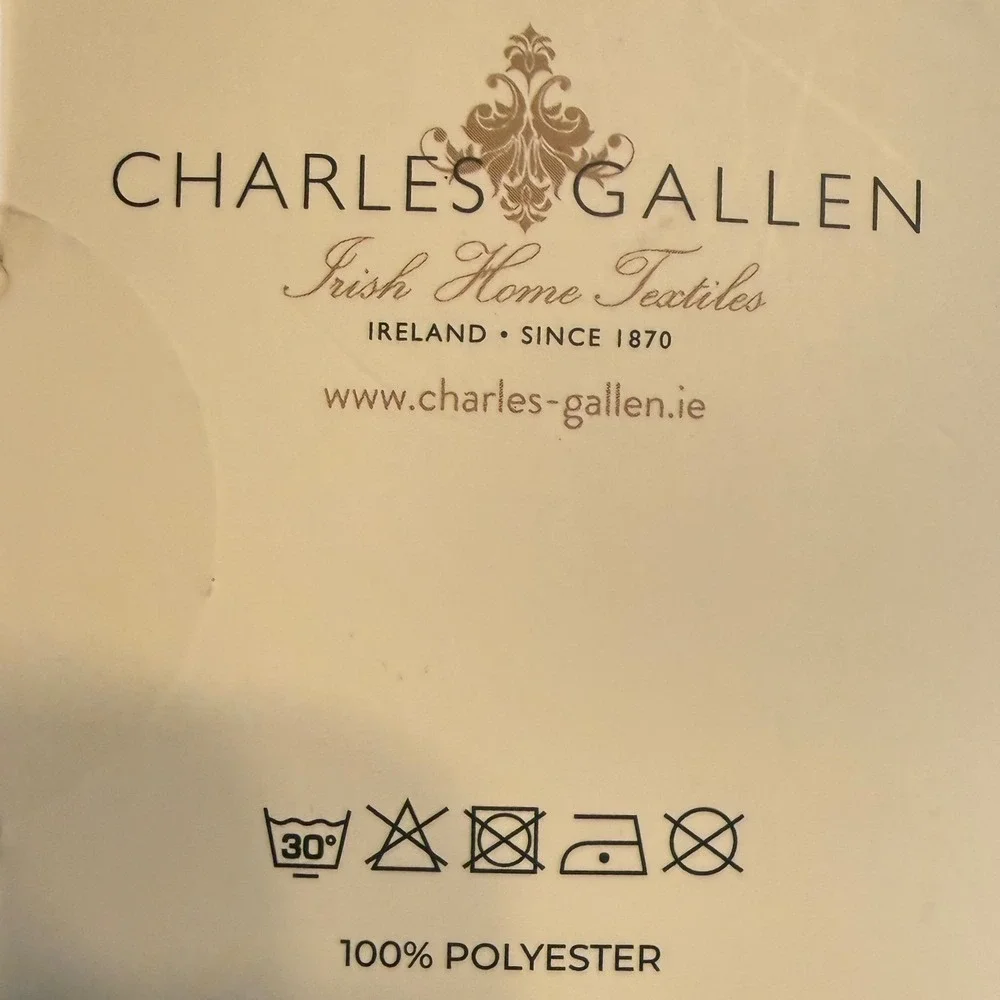 Charles Gallen Wild Atlantic Garden 4 Napkins Set Floral Made in Ireland 16x16